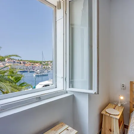 Appartement Lasta Losinj Town - Happy