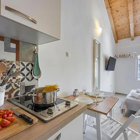 Lasta Losinj Town - Happy Appartamento *