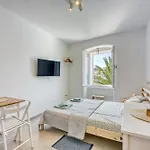 Lasta Losinj Town - Happy Apartment *