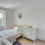 Apartment Lasta Losinj Town - Happy